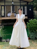 Simple Fashion White V-neck Design Elegant A-line Short-sleeved Dress HZ1024