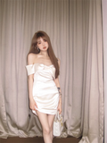 Fashion Satin Off-the-shoulder Bow Tight Design A-line Strapless Homecoming Dress HZ1024